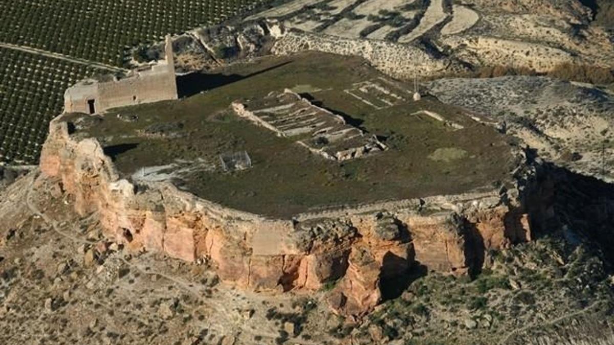 Paraje en el que se encuentra el Castillo de la Puebla de Mula.