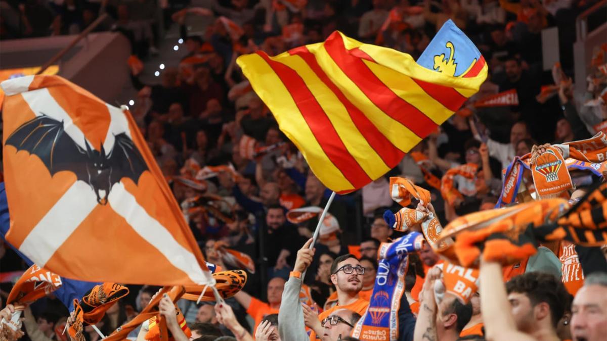 Imagen de la grada del Roig Arena