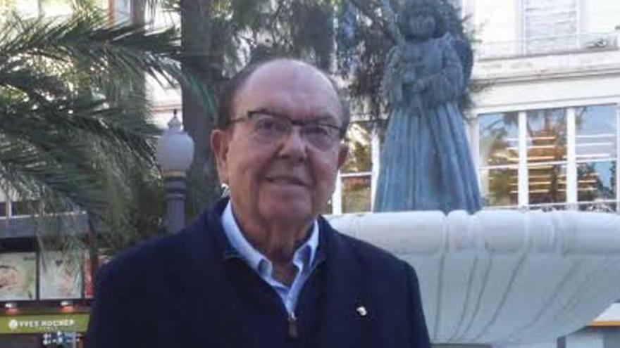 Homenaje al empresario Ricardo Caballero