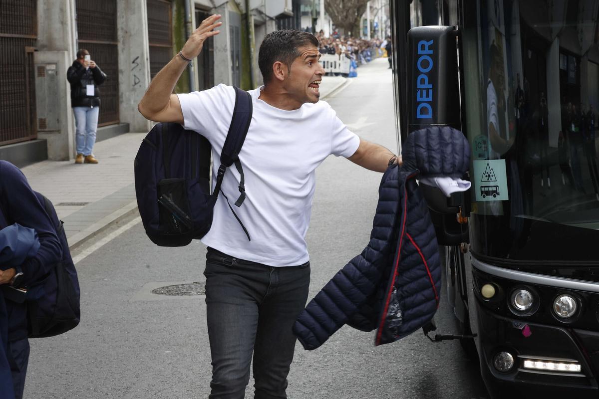 Así recibió el deportivismo al equipo antes del partido ante el Málaga