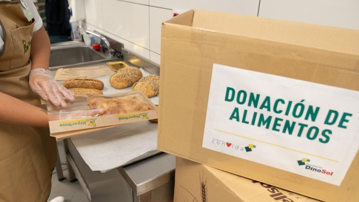 Alimentos conVida es el proyecto de HiperDino y la Fundación DinoSol para reducir el desperdicio alimentario.