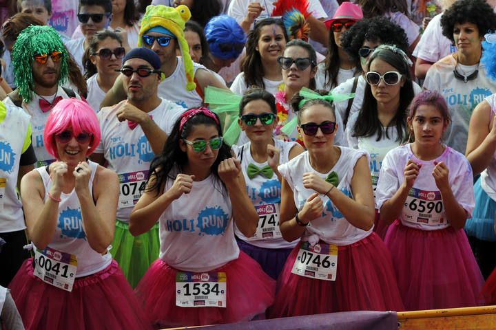 Así fue la Holi Run en Vigo