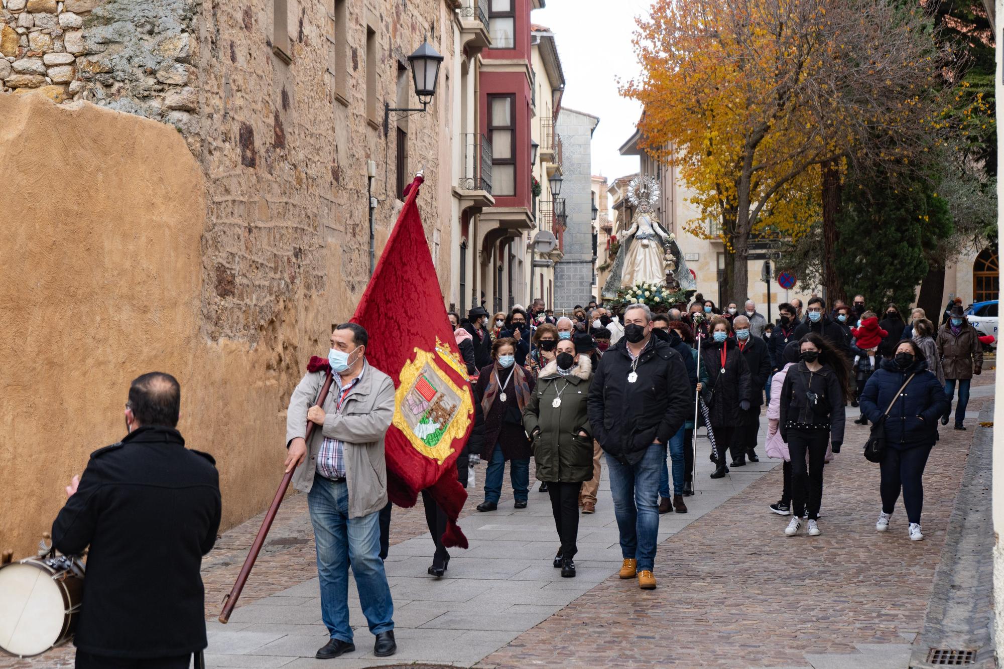 GALERÍA | Las mejores imágenes de la gélida procesión de la Concha por Zamora