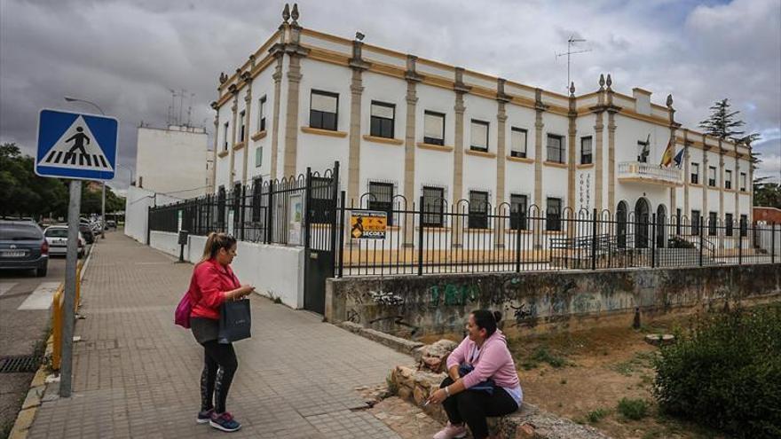 Dos empresas optan a realizar las obras del colegio Juventud