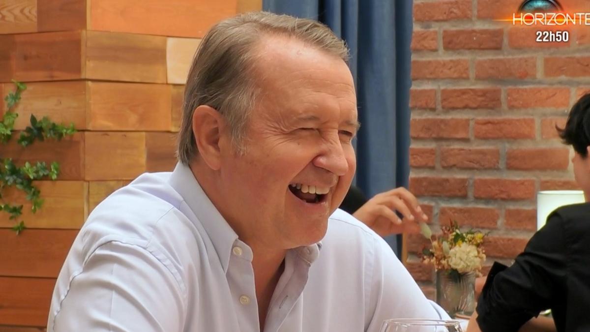 El surrealista rechazo de este soltero a su cita en 'First Dates' : &quot;Me gustan las chicas que llevan crucifijo&quot;