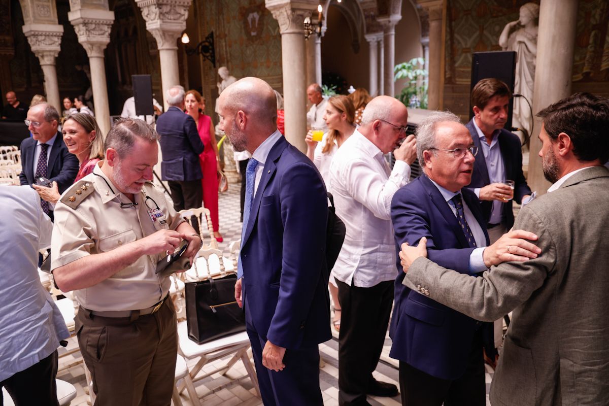 La BLET se presenta en Sevilla como proyecto tractor de inversiones