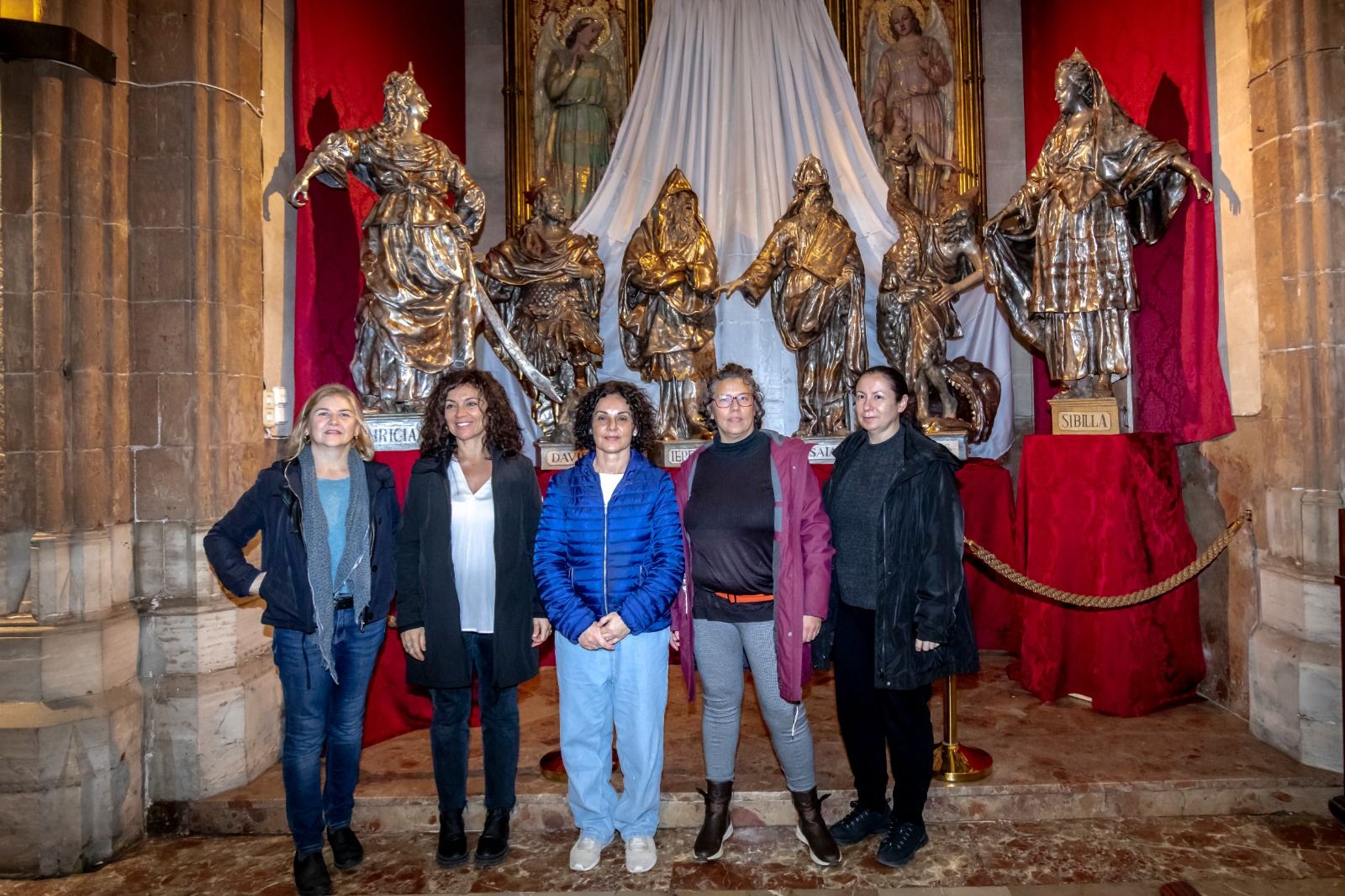 El conjunto de sibilas y profetas regresa ya restaurado a Sant Nicolau