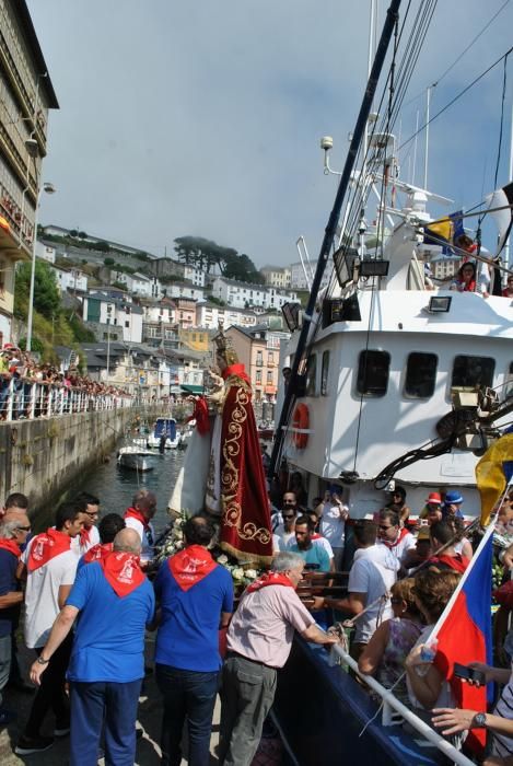 Procesión de la Virgen del Rosario en Luarca