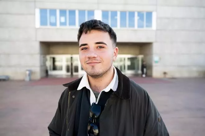 Jóvenes extremeños que se enfrentan a sus primeras elecciones el 21 de diciembre