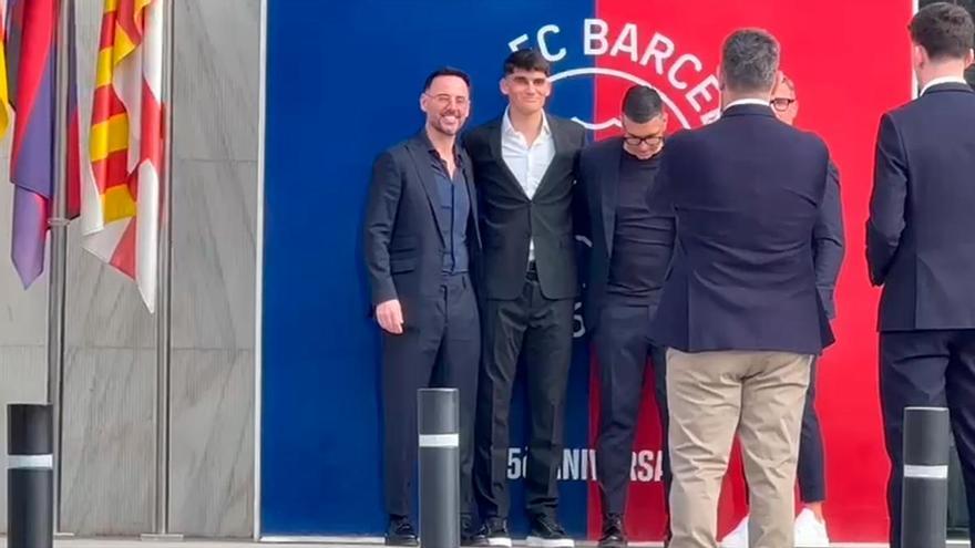 Gerard Martín se mostró feliz tras renovar con el FC Barcelona