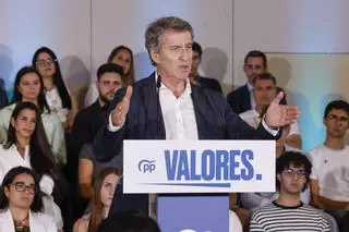 Feijóo llama a "rebelarse" para superar la decadencia política