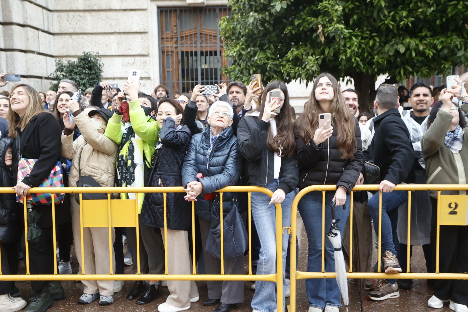 Búscate en la mascletà del 17 de marzo