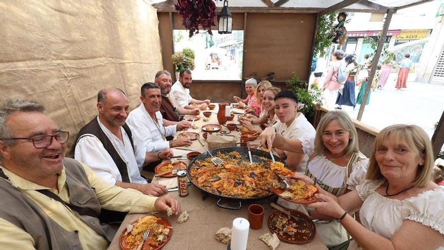Más de 260 mesas de comidas privadas y de hostelería y 141 puestos esta Feira Franca