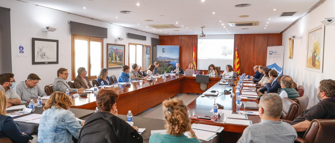 Un momento del encuentro de este viernes en l&#039;Alfàs del Pi.