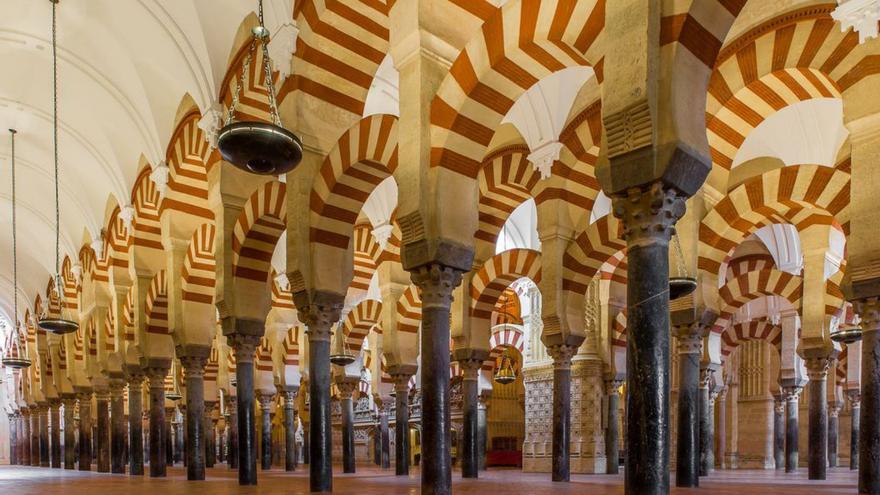 mezquita-catedral/córdoba | FREEPIK