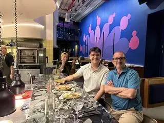 El corresponsal de EFE en Chile, Víctor Castelló, relata para Cáceres la intensidad de la segunda vuelta electoral