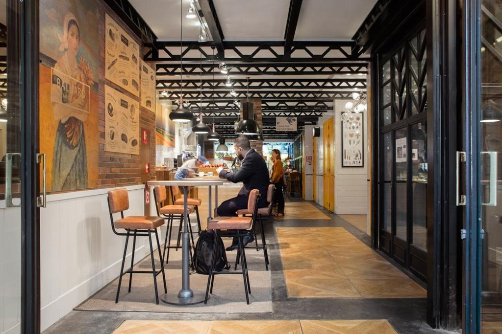 Interior del Praktik Bakery. 