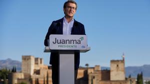 Alberto Núñez Feijóo, en el Mirador de San Nicolás.