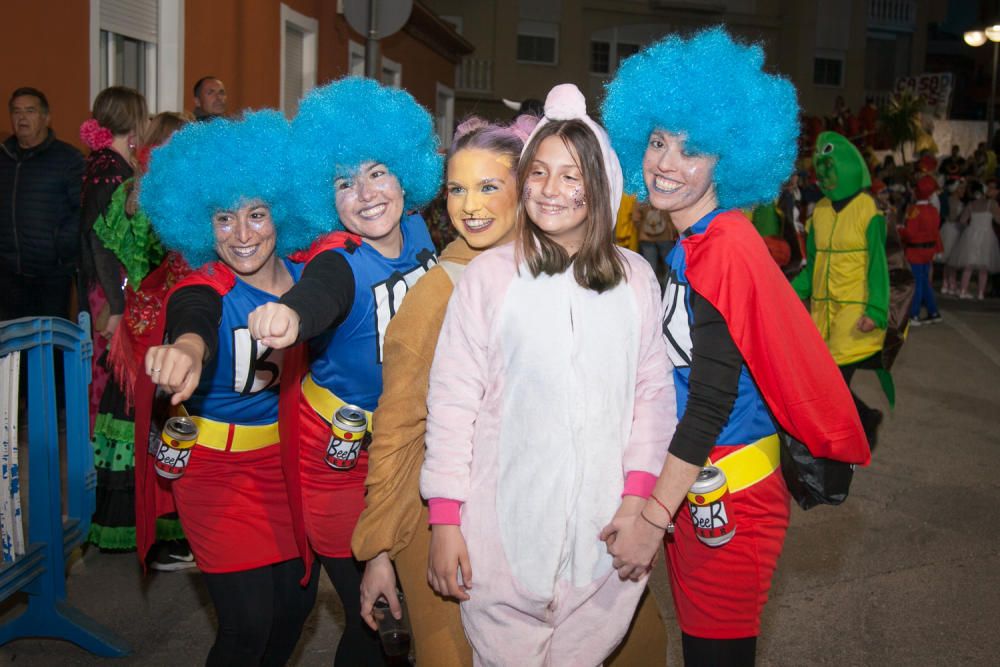 Muro se viste de color con su tradicional carnaval