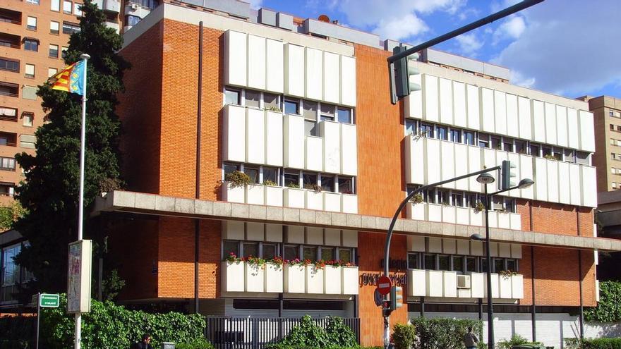 La Generalitat amplía el concierto de siete centros educativos del Opus Dei por 73 millones pese a segregar por sexo