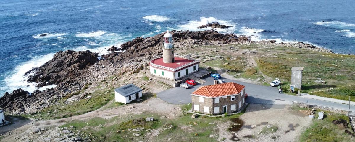 Vista aérea do faro de Corrubedo, en Ribeira.