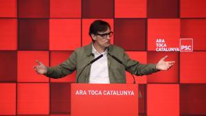 El líder del PSC, Salvador Illa, este sábado en un mitin en Sant Joan Despí.