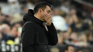 Xavi: El problema es de efectividad, no puedo decir mucho más