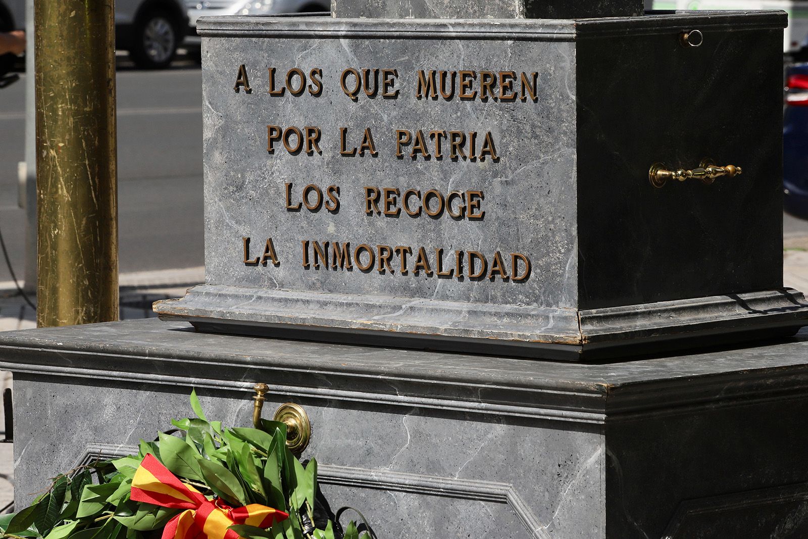Honor a Rafael Carbonell y los caídos
