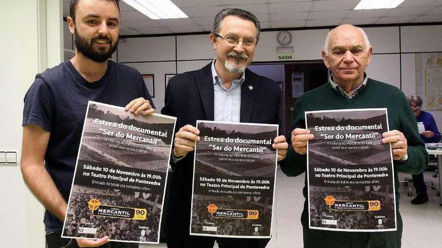 Pablo Cacheda, Juan José Esperón y José Amaro, en la presentación del documental. // Rafa Vázquez