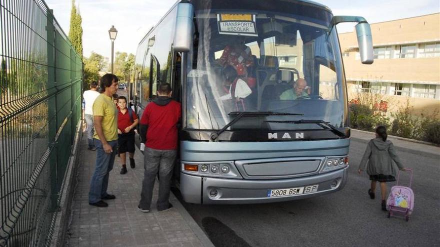 La Guardia Civil controlará hasta el 10 de noviembre las 700 rutas escolares en Extremadura