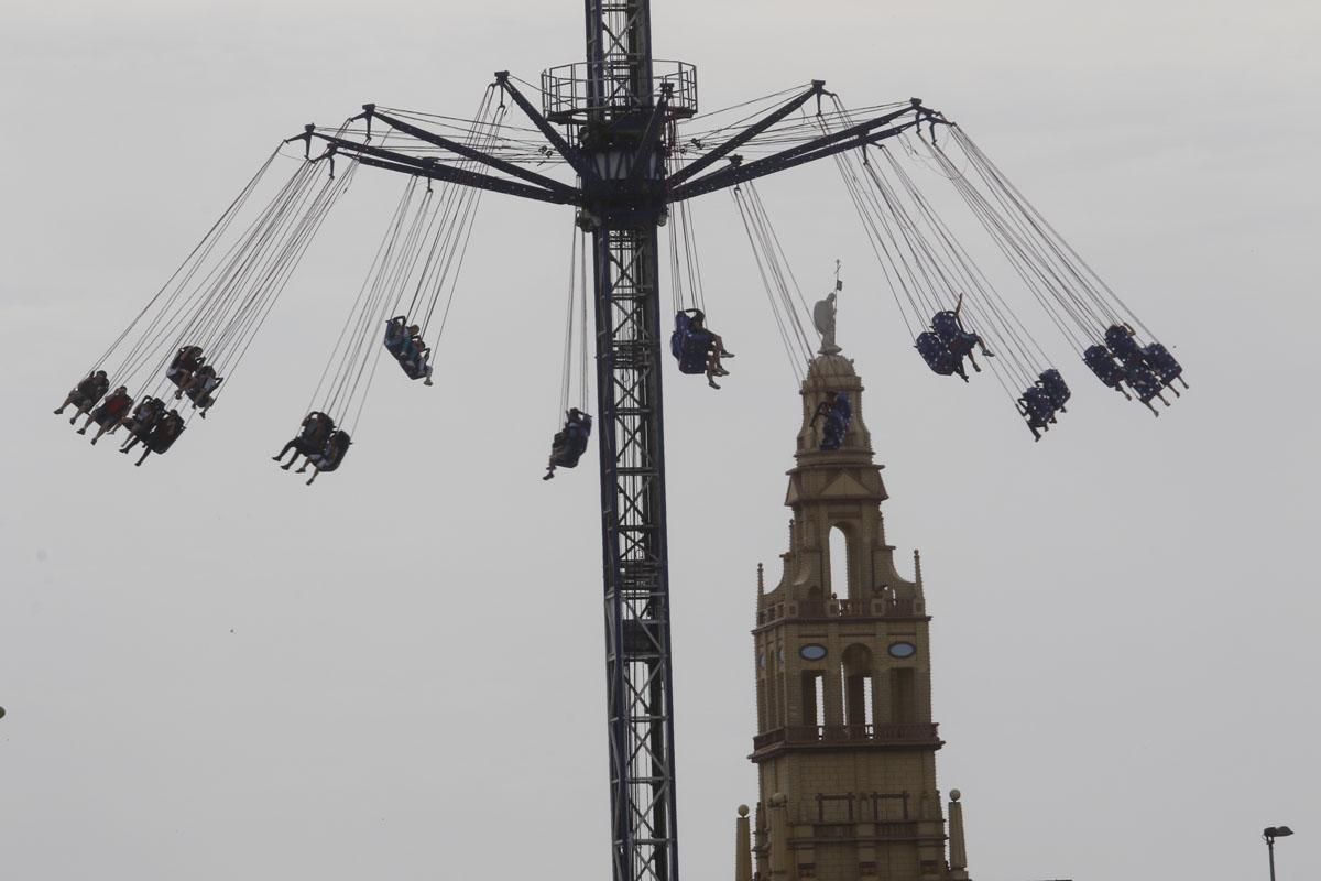 FOTOGALERIA / Miercoles de Feria en el Arenal