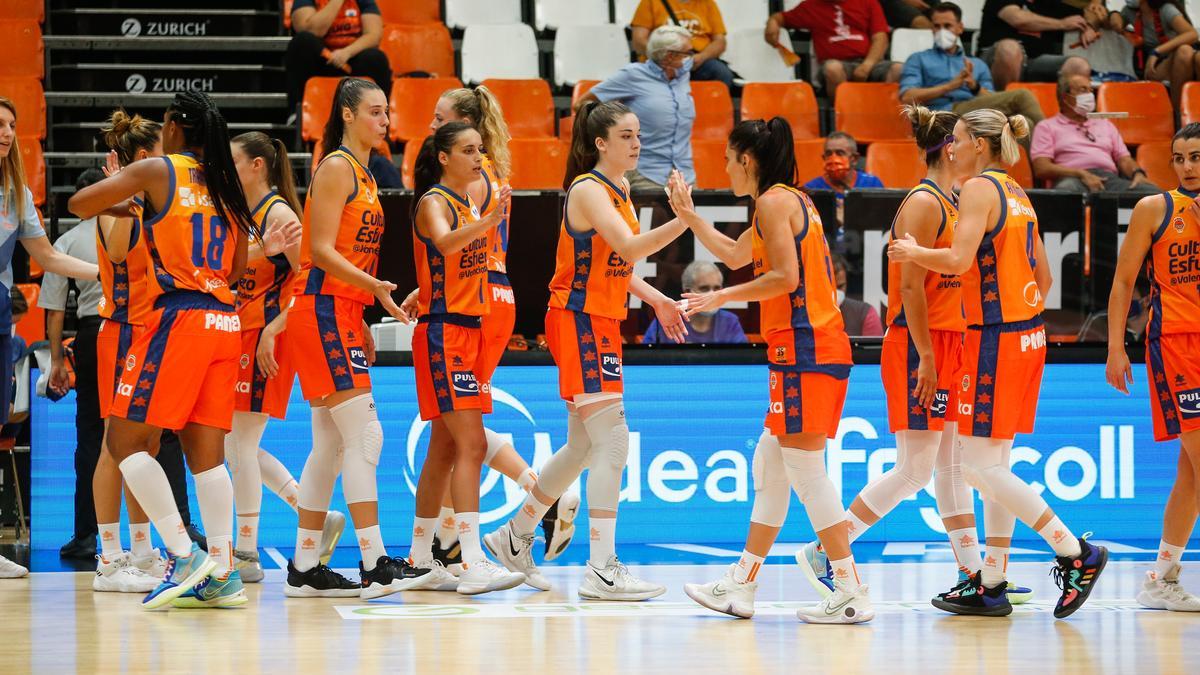Jugadoras del Valencia Basket Femenino