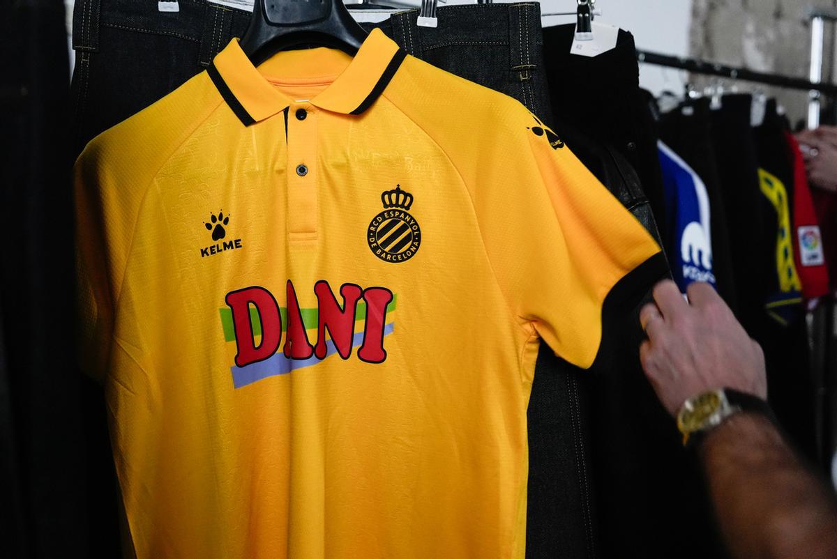 La camiseta del Espanyol para la Jornada Retro de LaLiga.