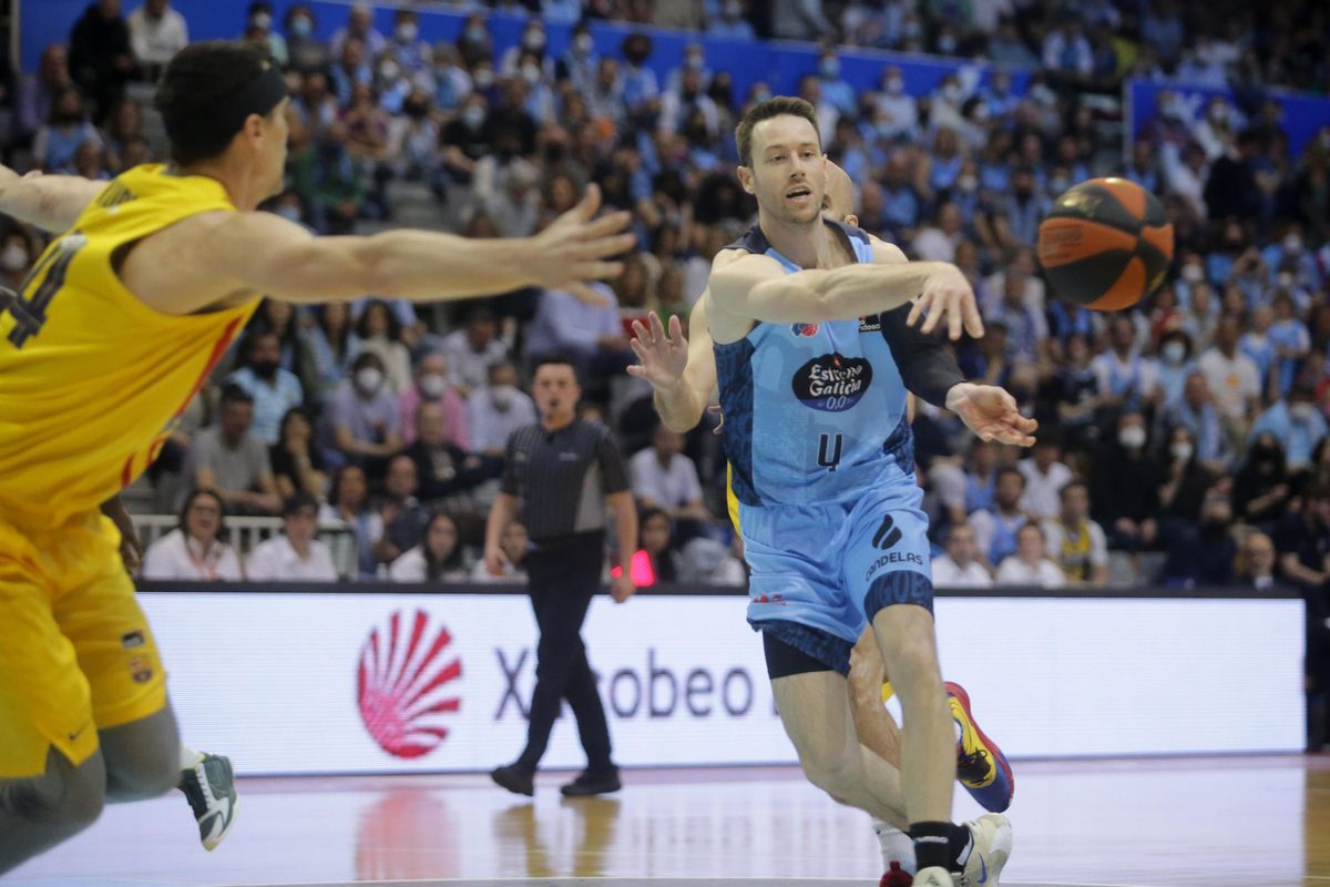 Tyler Kalinoski fue el tercer mejor tirador desde la línea de 6.75 en la Liga Endesa 21/22.