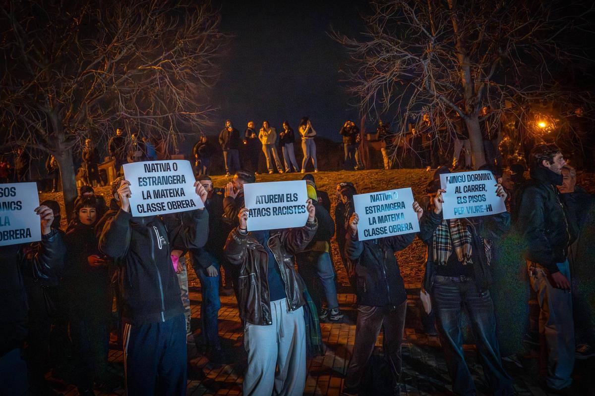 Concentraciones en Badalona a favor y en contra el desalojo de migrantes del B9