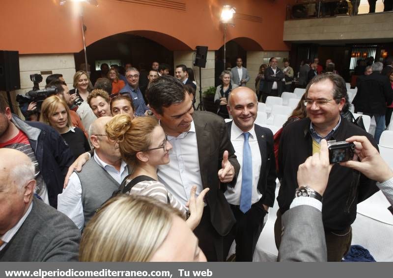 GALERÍA DE FOTOS -- Baño de masas de Pedro Sánchez en Castellón