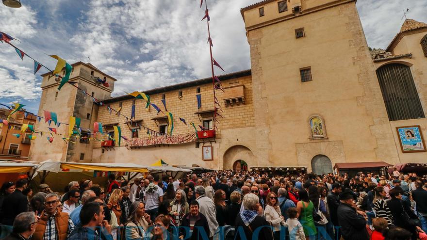 Inauguración de la Fira de Tots Sants 2023 en Cocentaina