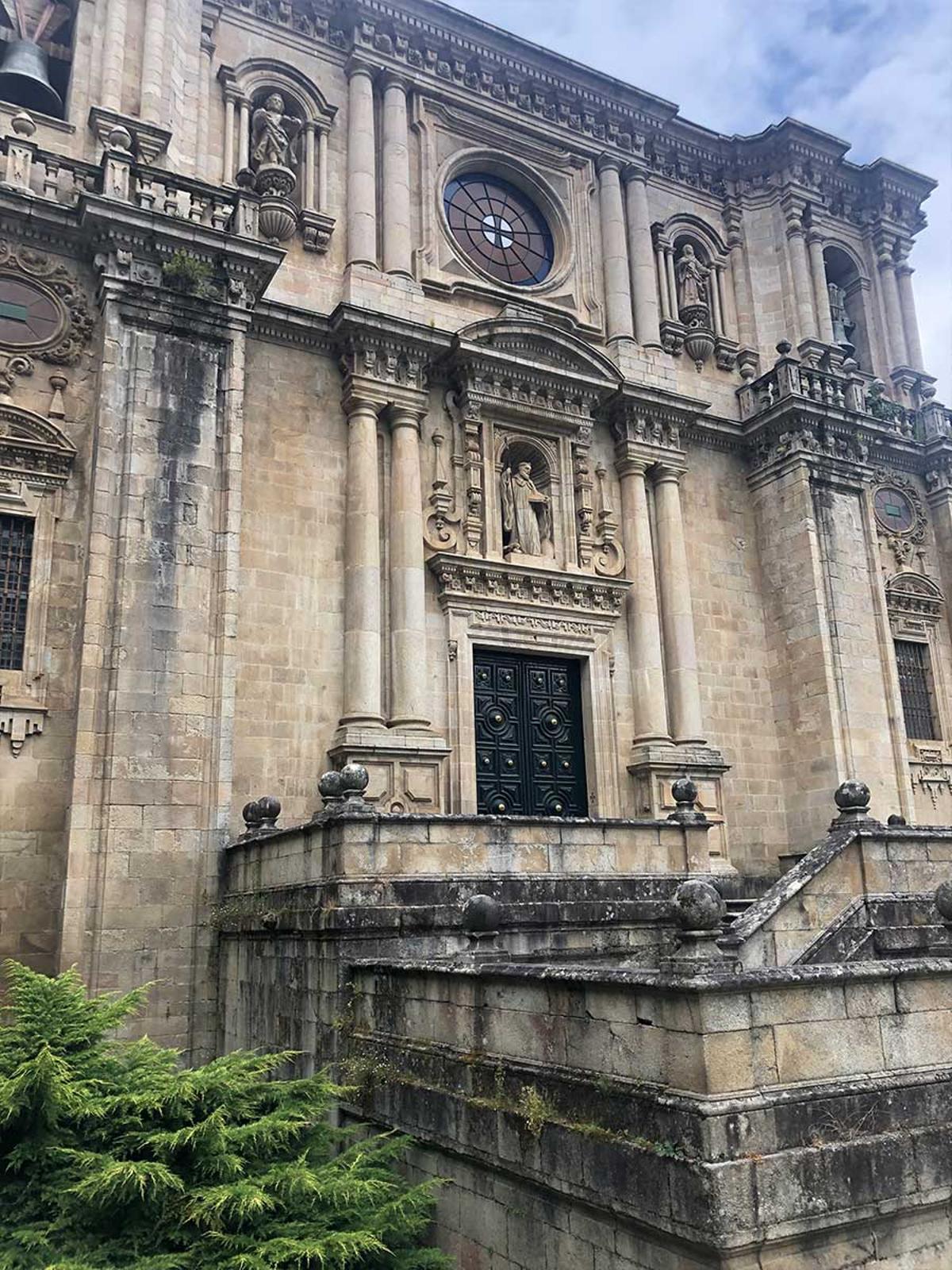 Fachada del monasterio de San Xiao