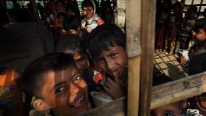 Niños rohinyás en Bangladés.