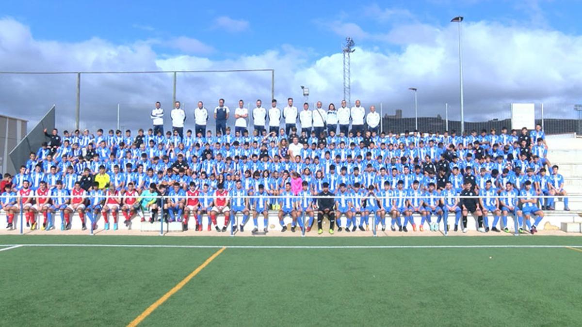 Escuela formativa futbol jumilla presento a todos sus equipos