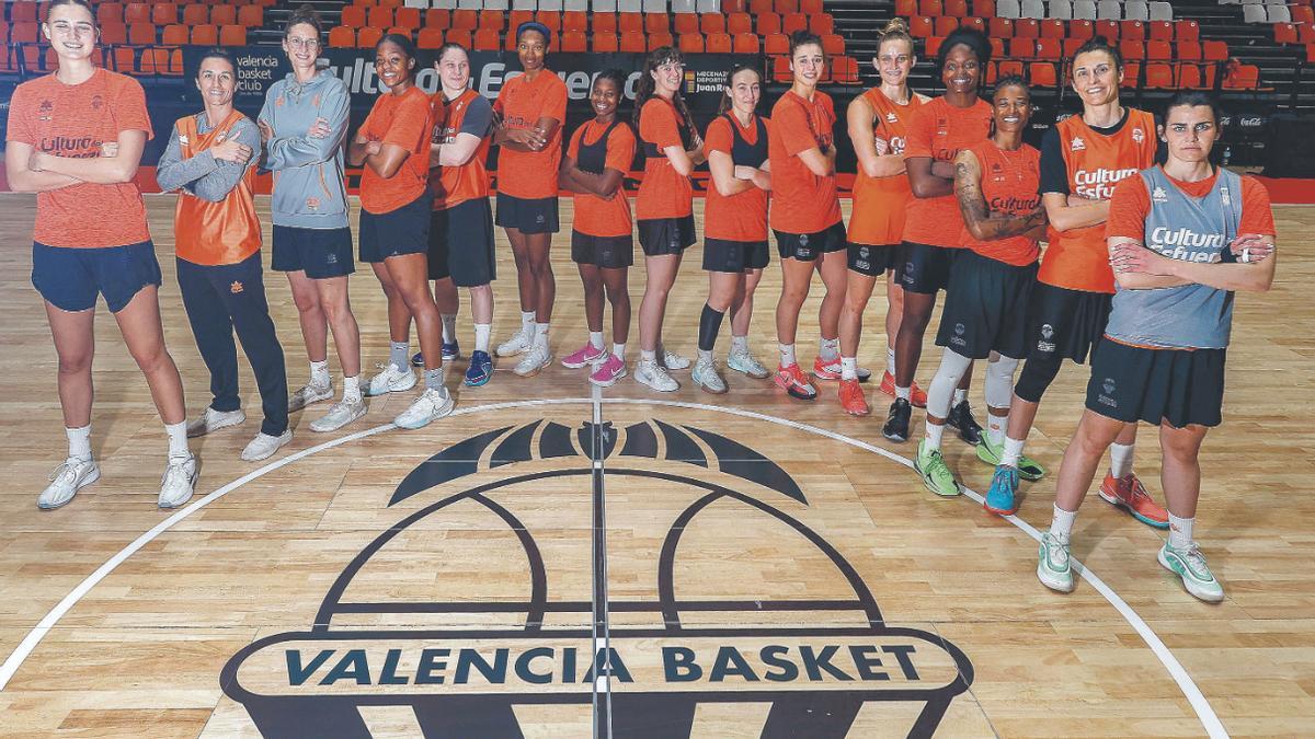 Las taronja reciben hoy al Casademont Zaragoza en el primer partido de la final de la Liga F. Endesa