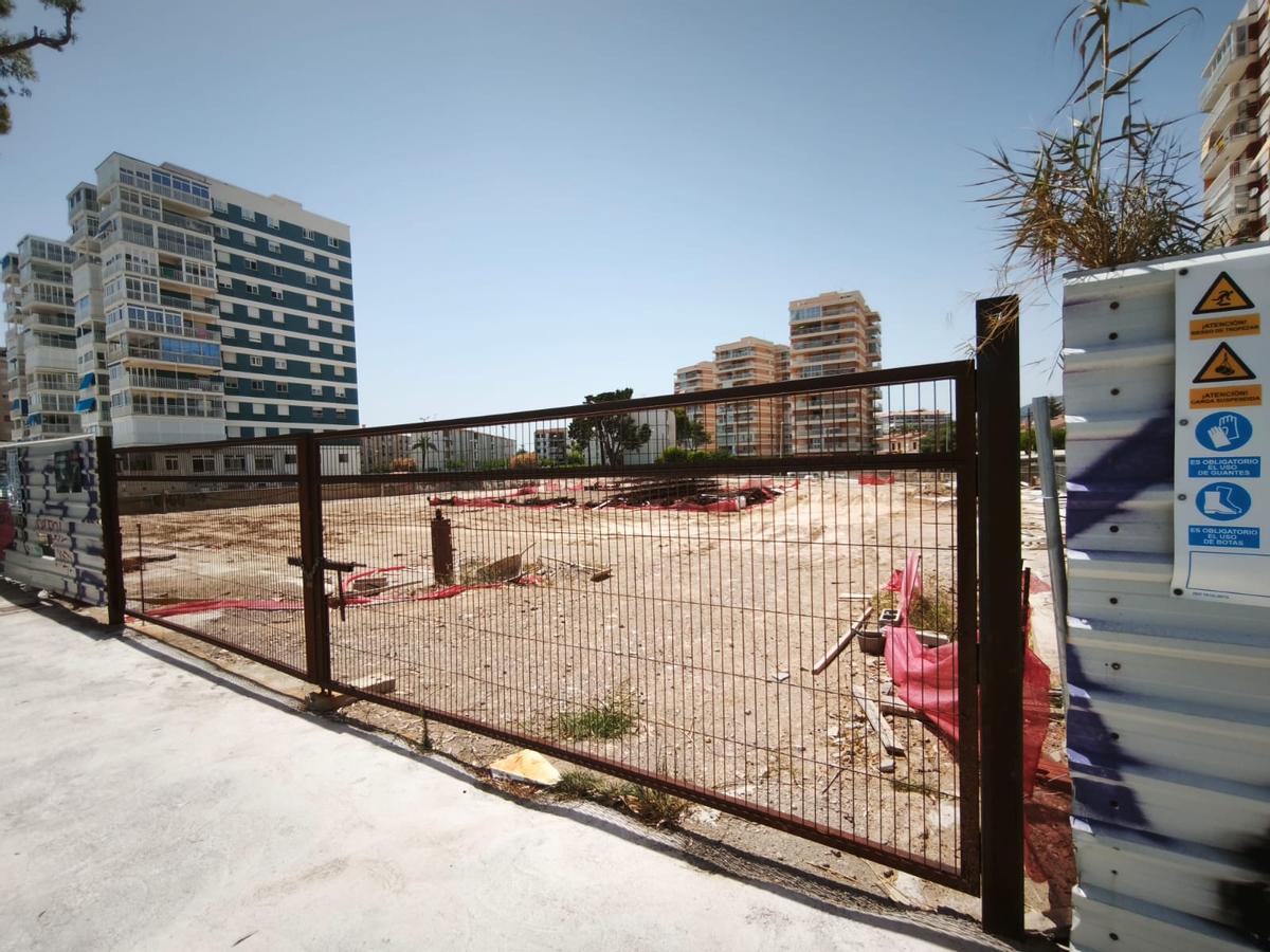 Imagen de la parcela donde se alzará el nuevo hotel en la avenida Ferrandis Salvador.