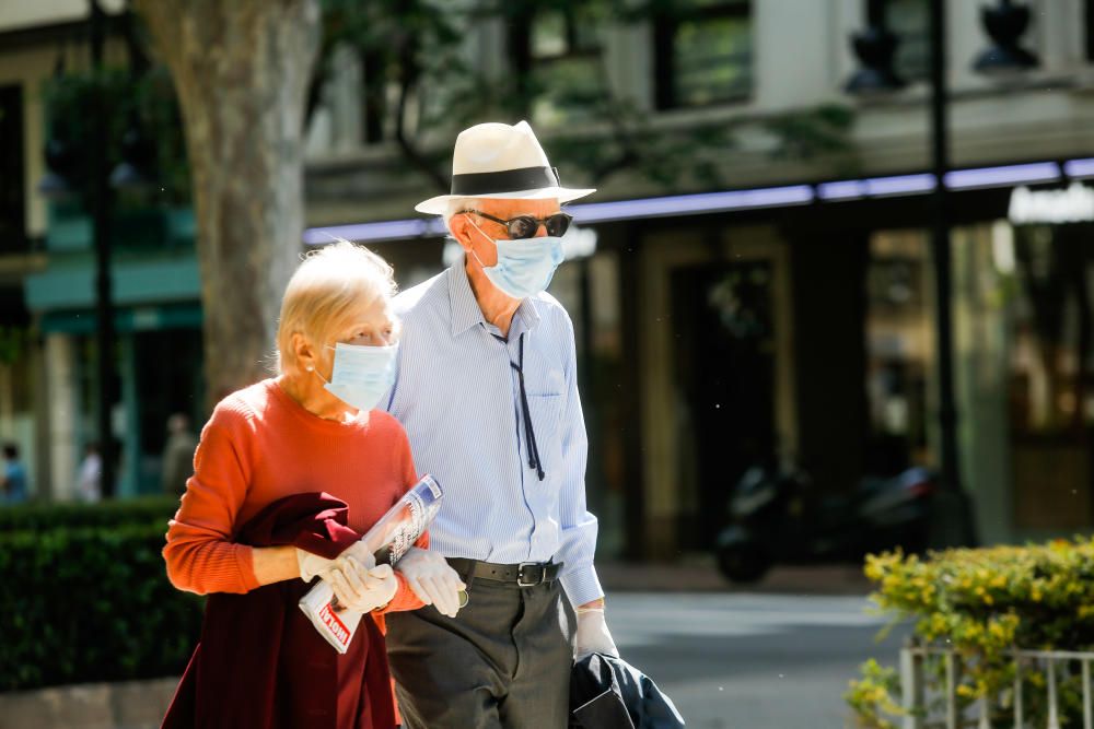 Los mayores también comienzan sus paseos