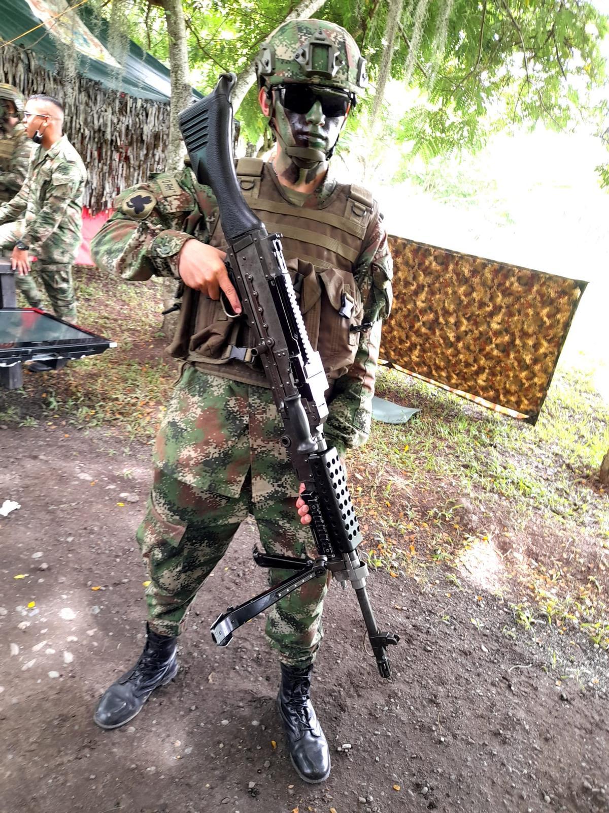 El joven soldado, durante su etapa en el ejército.