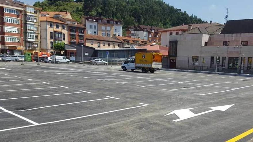 El aparcamiento de Delfa (Ribadesella), listo para ser inaugurado mañana