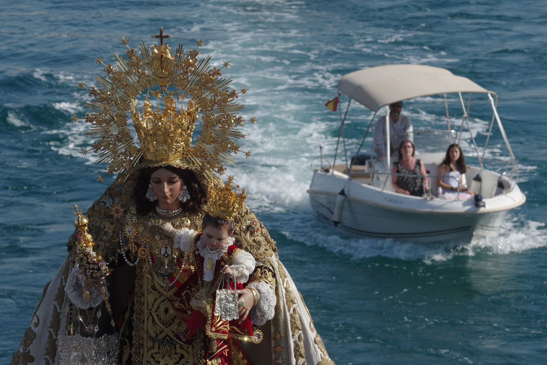 Procesión marítima de la Virgen del Carmen del Perchel