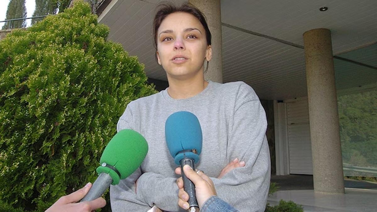 Entrevista realizada a Chenoa a las puertas de su casa el 1 de abril de 2005