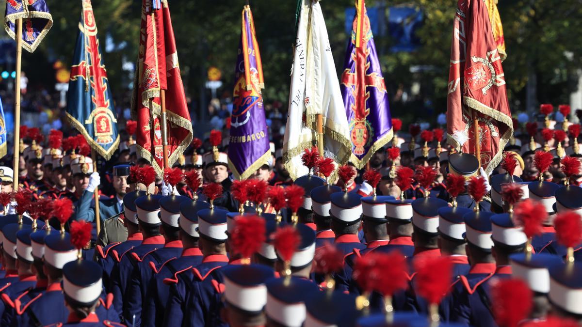 Más de 4.000 militares en desfile del 12-O que recupera el brillo prepandemia