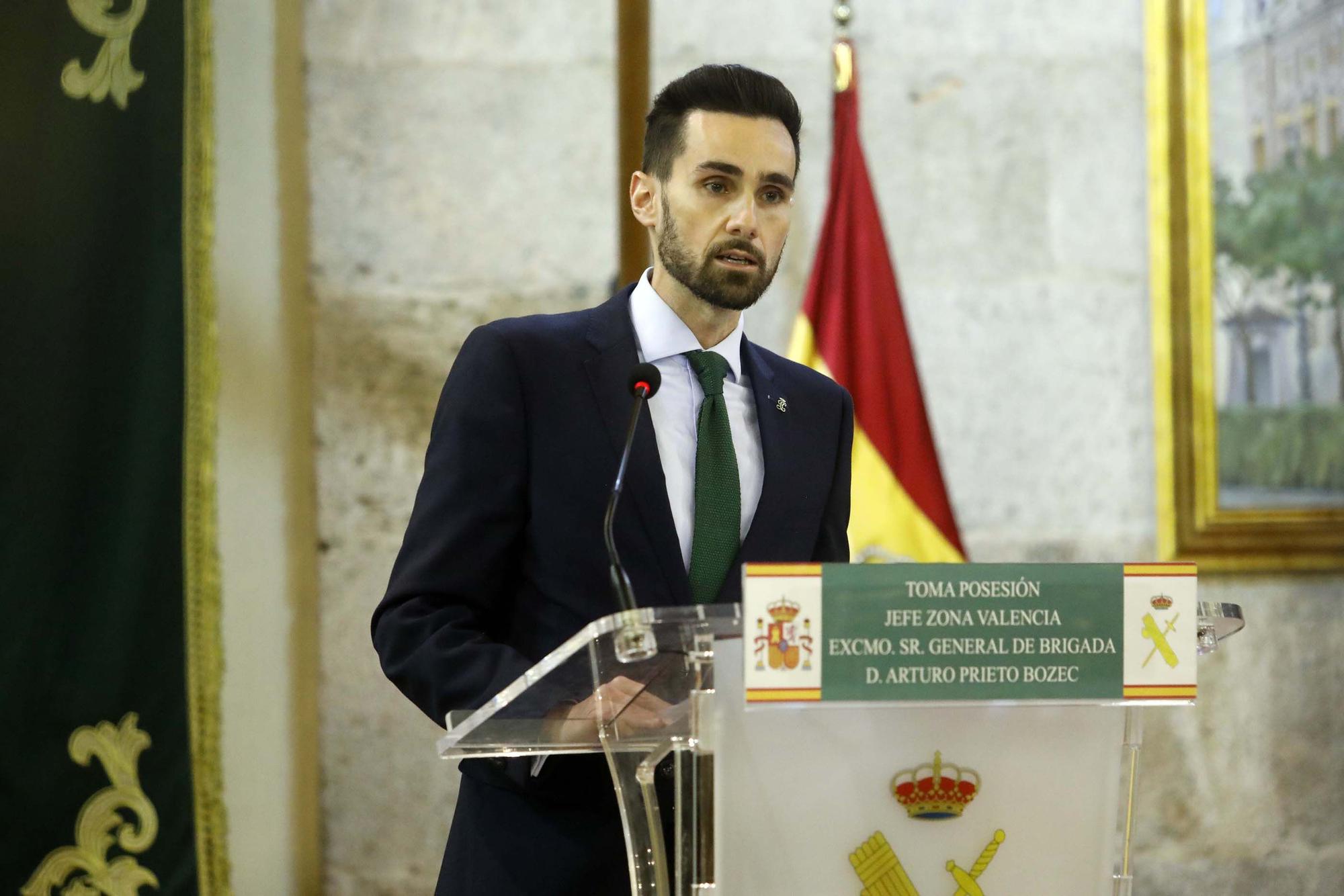 Toma posesión del nuevo General de la Guardia Civil Arturo Prieto