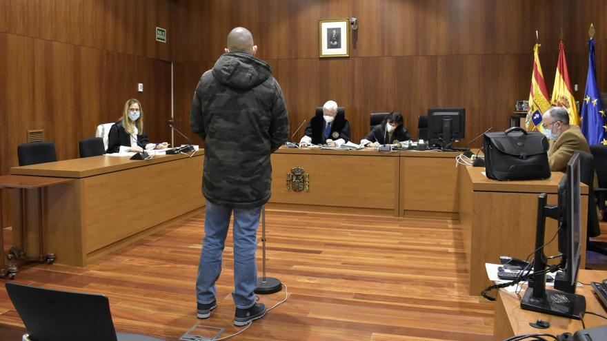 Audiencia de Zaragoza; &quot;Pensaba que el dinero procedía de apuestas online, no de extorsiones y amenazas&quot;